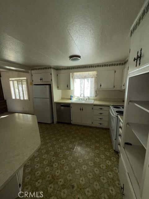 Building Photo - 5750 Staheli Dr