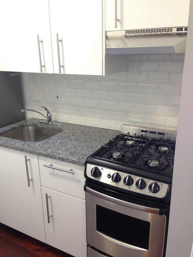 Foto principal - 2021 Bunker Hill Rd NE