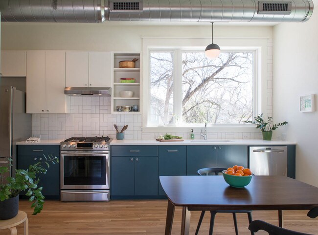 Building Photo - 4506 Avenue G