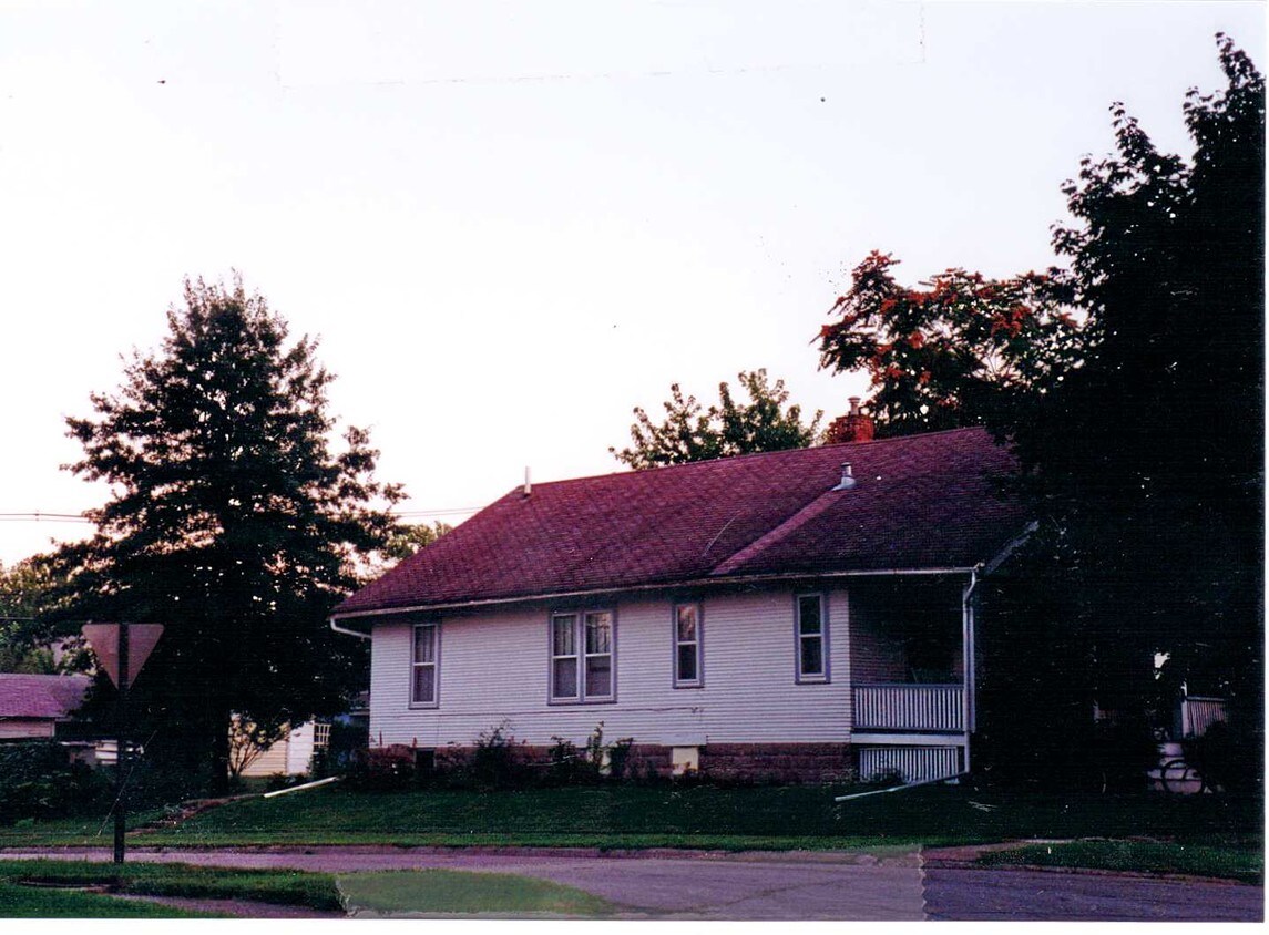 601 S 3rd St, Fairfield, IA 52556 House Rental in Fairfield, IA