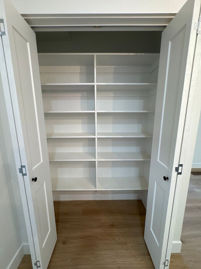 Foto del edificio - 725 W 350 N