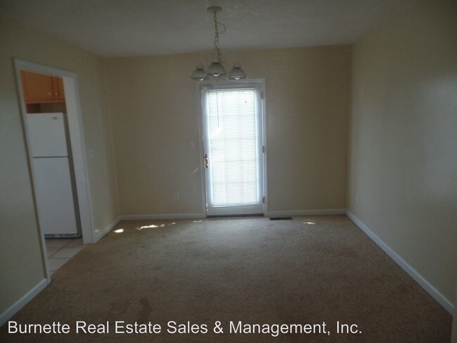 Foto del edificio - 3 br, 2.5 bath House - 750 Republic Road