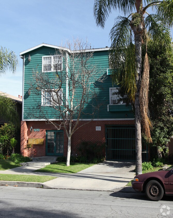 Primary Photo - 1030 CORONADO Ave