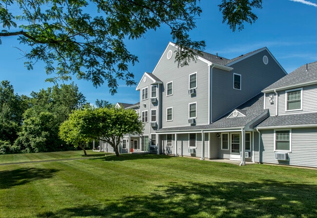 Mill Valley Estates - Mill Valley Estates Apartments