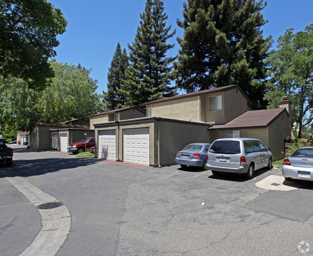 Primary Photo - River Walk Townhomes