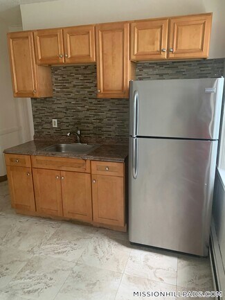 Building Photo - 31 Dunreath St