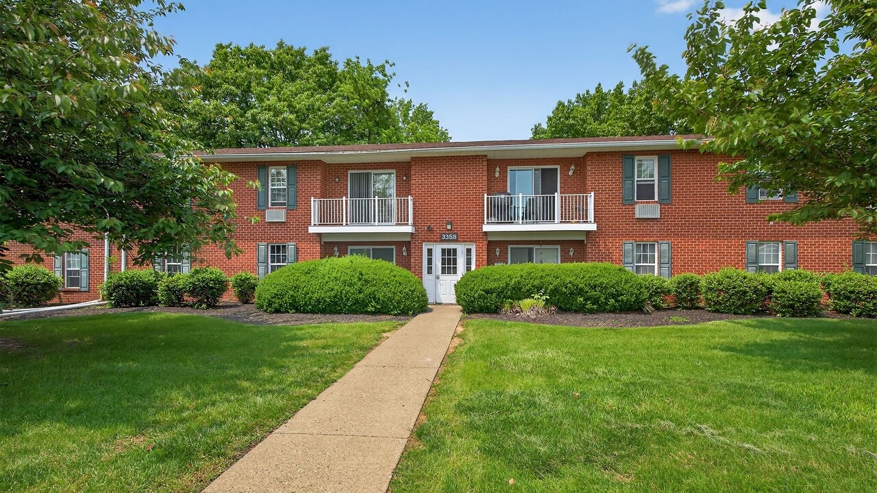 The Meadows at Lehigh Apartments photo 4