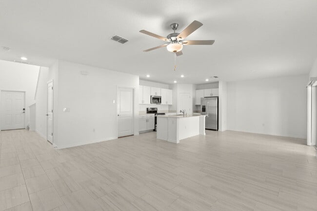 Building Photo - LIKE NEW Home For Rent in Mirada!