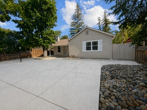 Building Photo - 656 Curtner Ave