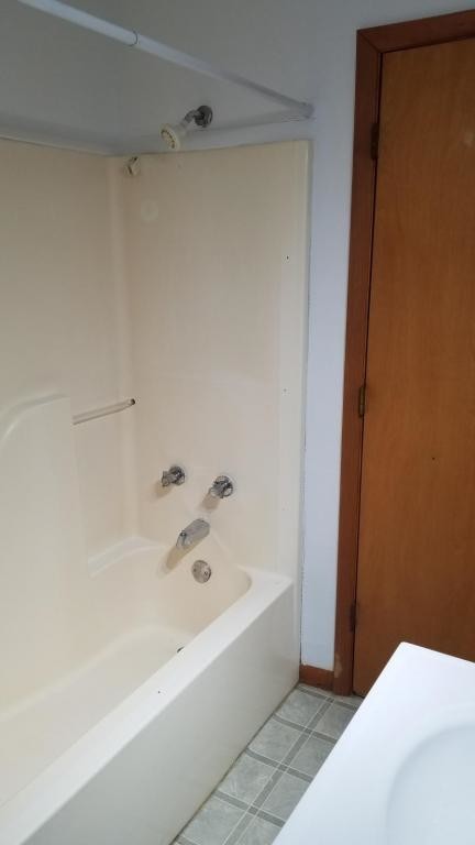 Foto del edificio - 107 W. Delaware #5
