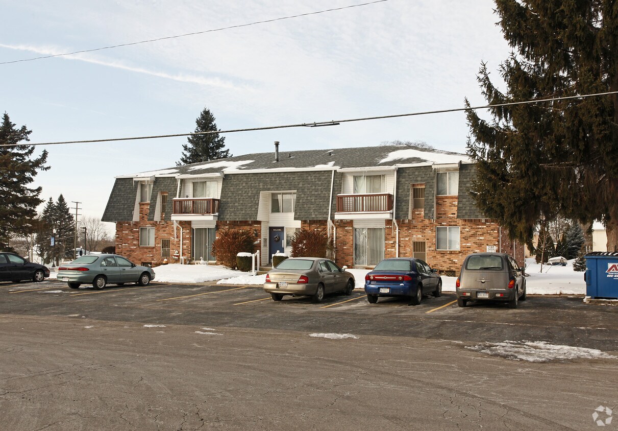 115 Mann St, Pinckney, MI 48169 Apartments in Pinckney, MI