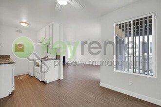 Building Photo - 2515 H St