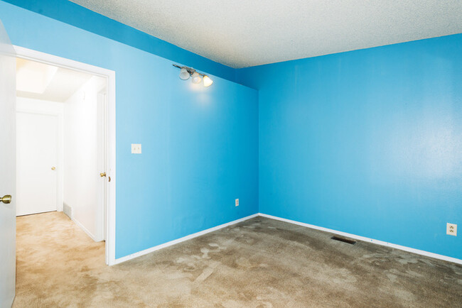 Building Photo - 5672 S Buckskin Pass Dr