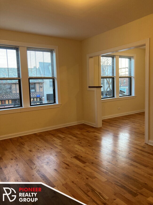Building Photo - 340 Park Ave