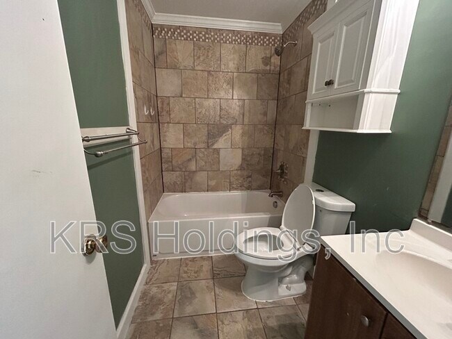 Foto del edificio - 4105 Stillwood Ct