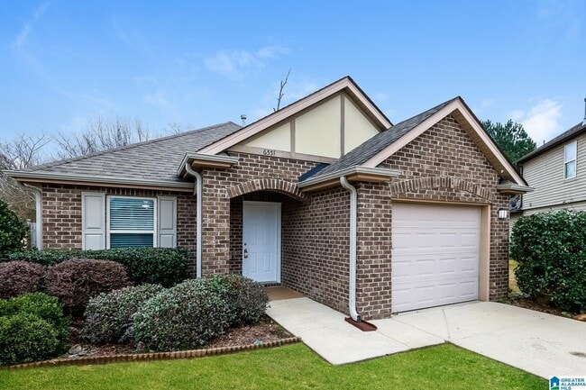 Foto del edificio - 6551 Cathwick Way