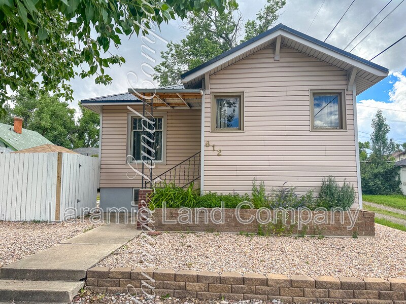 Foto principal - 612 E Bradley St