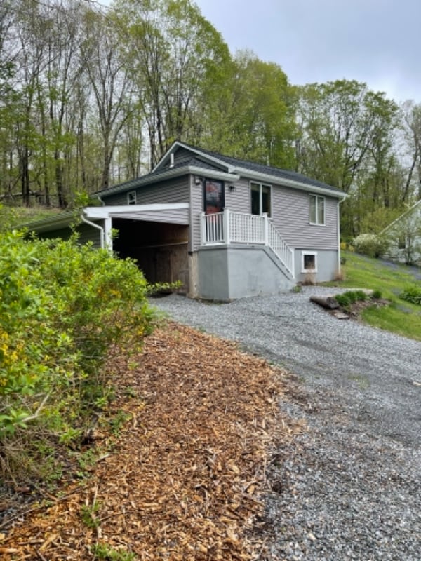 Primary Photo - 173 Christian Rd