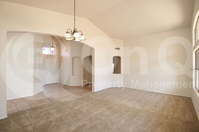 Foto del edificio - 9559 E Obispo Ave