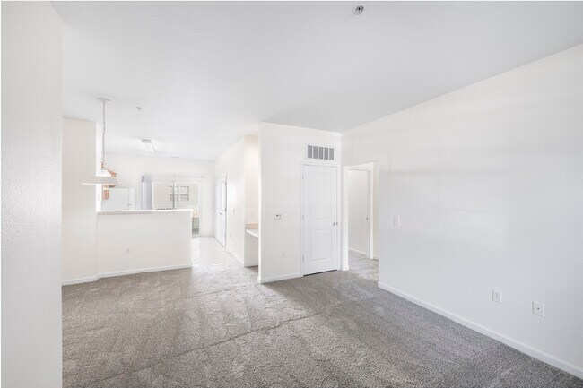 Foto del edificio - Reserve at Norton Shores