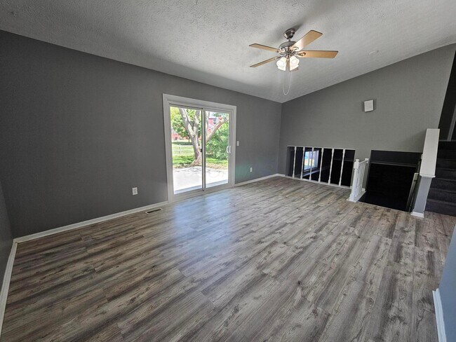 Foto del edificio - 1792 Plains Blvd