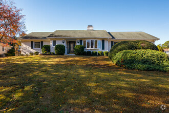 Building Photo - 5620 Weatherford Rd