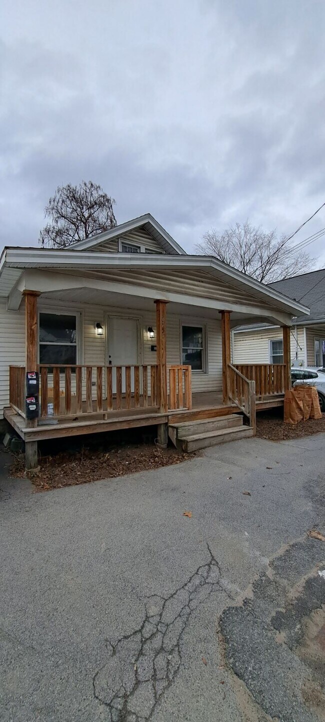 2757 Broadway, Rotterdam, NY 12306 House Rental in Rotterdam, NY