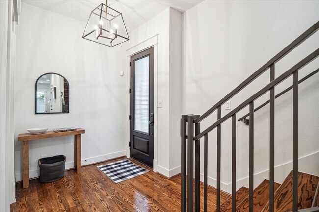 Foto del edificio - 1613 Prospect St