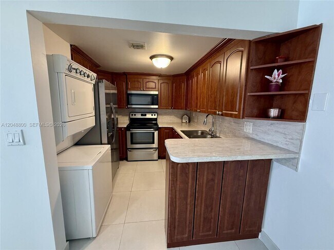 Foto del edificio - 20 SW 108th Ave