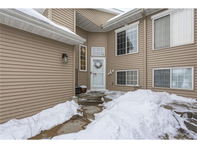 Foto del edificio - 3909 93rd Ave N