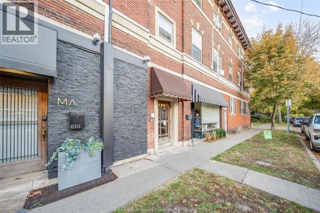 Photo du bâtiment - 616 Windermere Rd