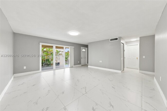 Foto del edificio - 8410 SW 154th Cir Ct