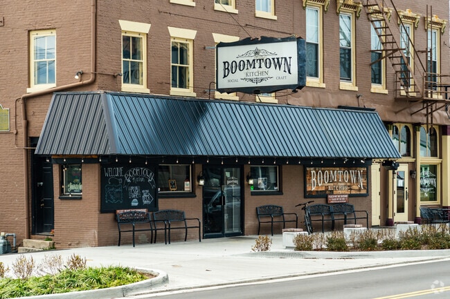 The food at Boomtown Kitchen is some of the best in New Albany.