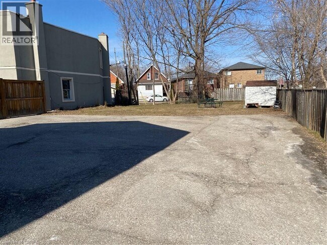 Photo du bâtiment - 106 Marlborough St