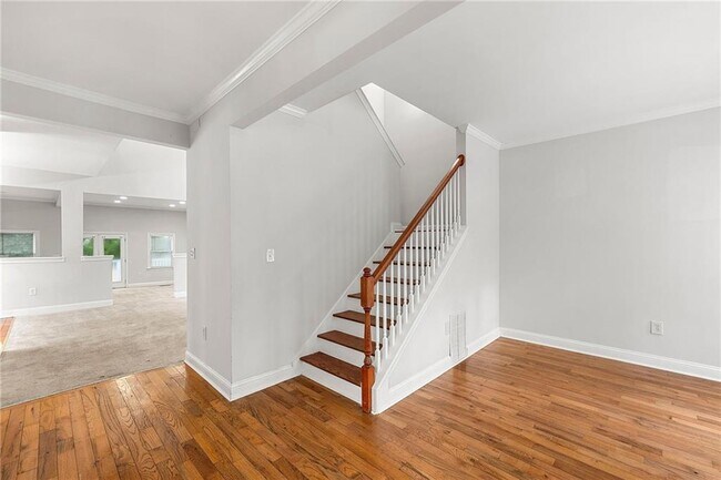 Foto del edificio - 980 Violet St SE