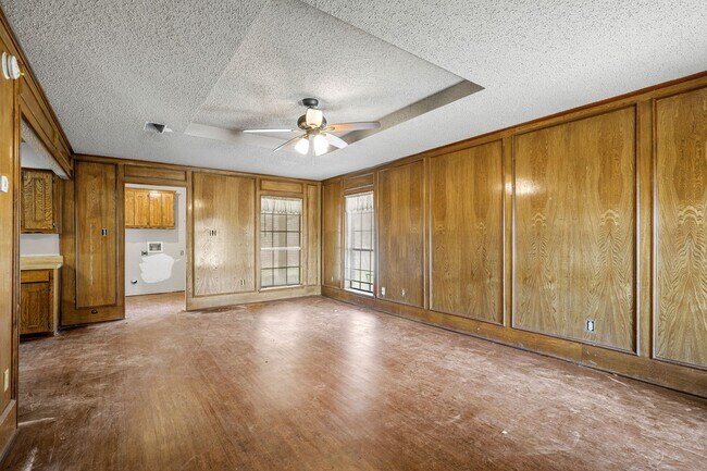 Foto del edificio - 223 E Pritchard Ln
