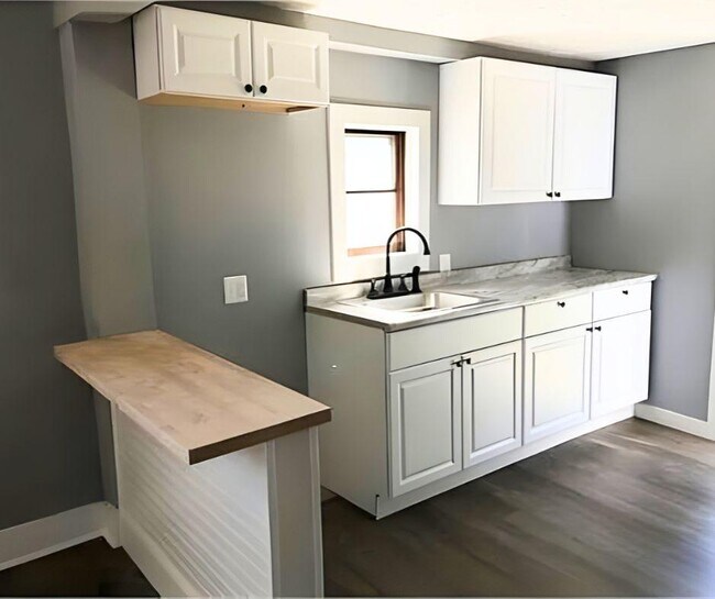 Foto del edificio - 9918 Sandusky Ave