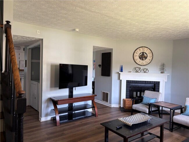 Foto del edificio - 5291 Stonebush Terrace