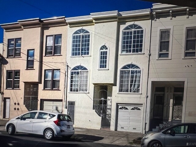 Primary Photo - 2856 25th St