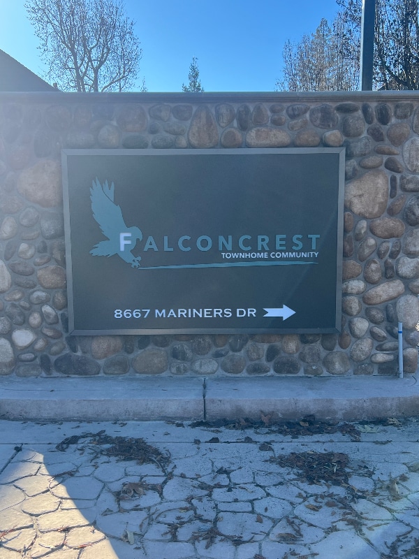 Building Photo - 8667 Mariners Dr