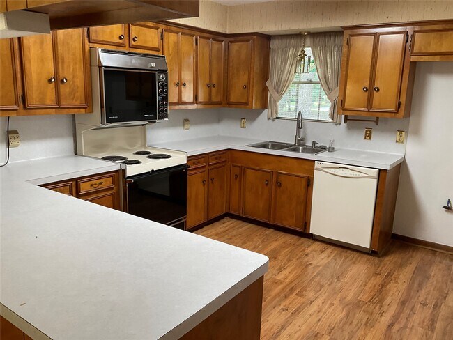 Foto del edificio - 3113 Wilson Rd