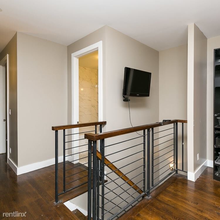 Foto principal - 167 Tompkins Ave