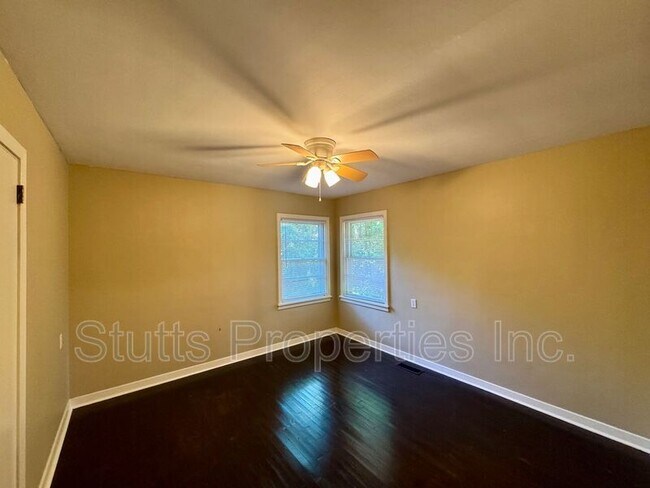 Foto del edificio - 1706 E 28th St