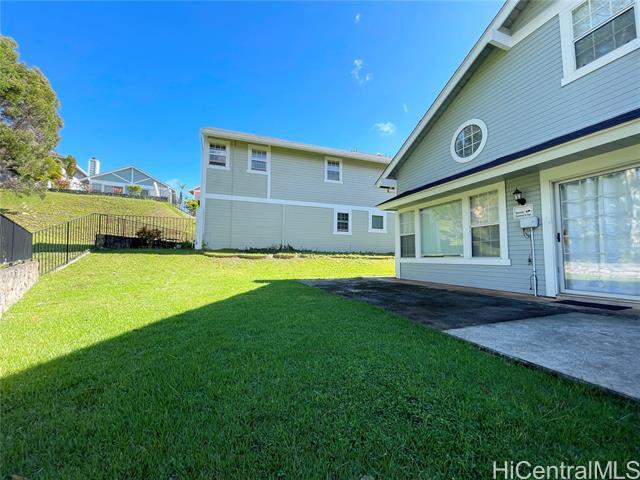 Building Photo - 98-1860-1860 Ka?ahumanu St