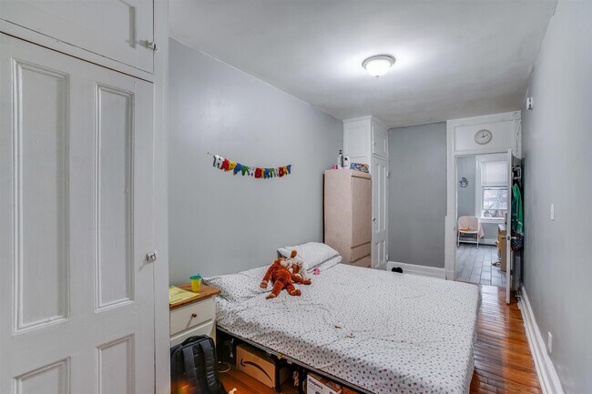 Foto del edificio - 45 Carlton Ave