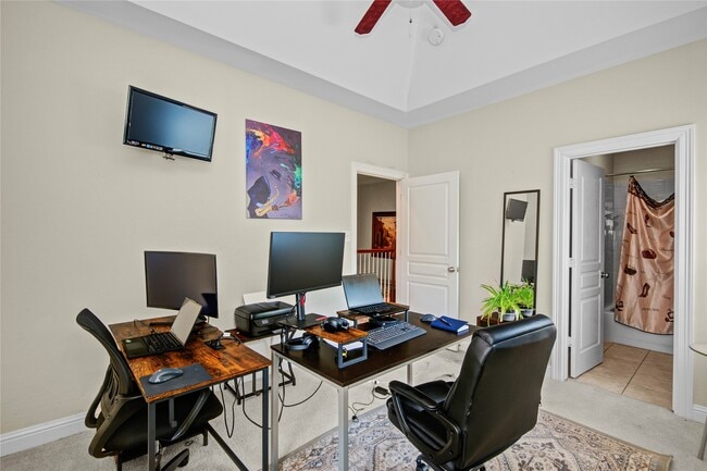 Building Photo - 44 Versante Ct