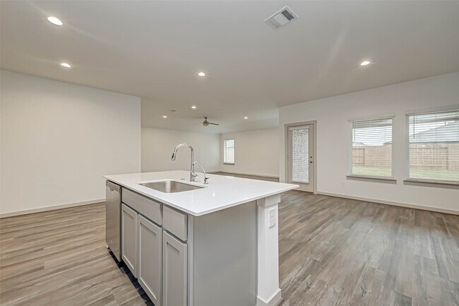 Foto del edificio - 3418 Lake Landing Ln