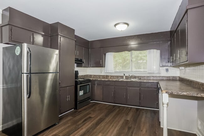 Foto del edificio - 445 Birch St