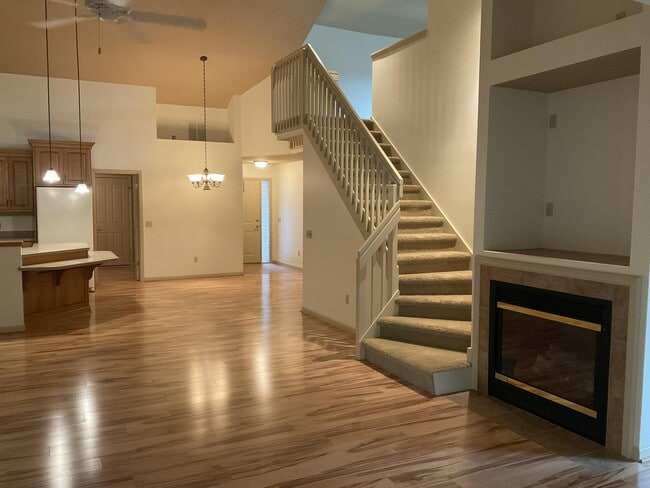 Building Photo - 4418 Manistee Dr