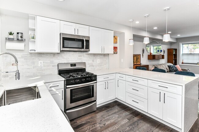 Photo - 1350 Dexter Terrace SE Townhome